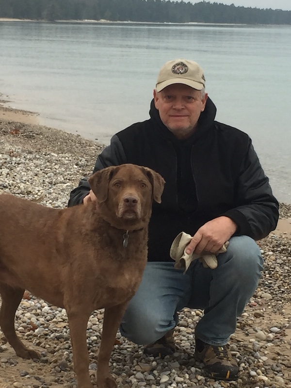 Tom Kleinfelter and his beloved dog, Loosie Goosie, his previous Chesapeake Bay Retriever.